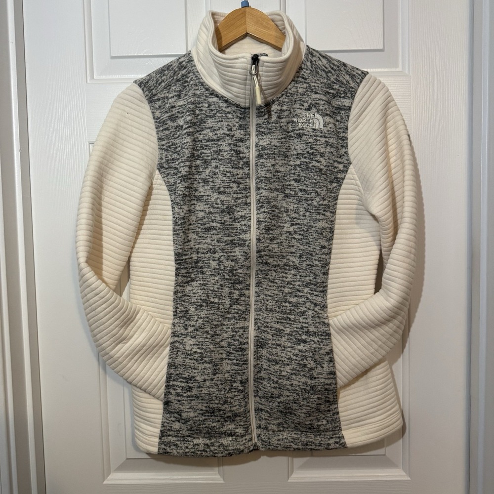 The North Face Jacket Womens Medium Gray Cream Sweater Knit Ribbed NF0A33JZ